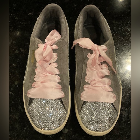 PUMA Classic Suede Trainers women’s Size 9 & SWAVORSKI stones, Pink satin laces - Picture 3 of 8